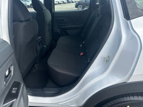 New 2026 Nissan Kicks S image 20