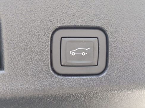New 2026 Chevrolet Traverse LT FWD image 30