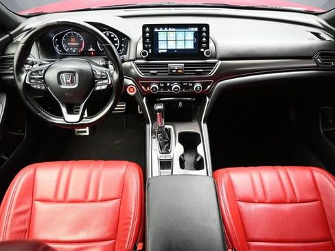 Used 2019 Honda Accord Sport image 12