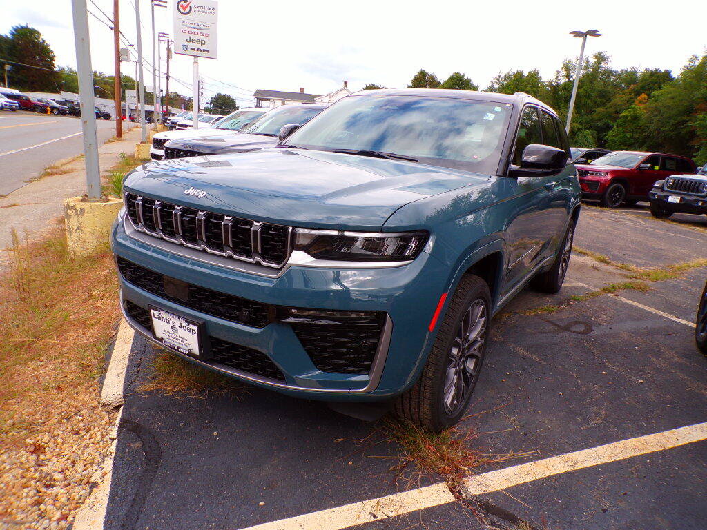 New 2027 Jeep Grand Cherokee Summit AWD/4WD image 1