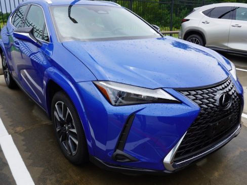 Used 2025 Lexus UX 300h FWD w/ Accessory Package (Z1) image 2