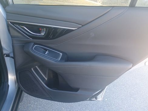 Certified 2022 Subaru Outback Limited image 19
