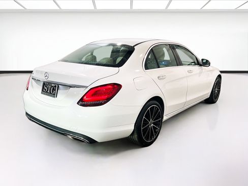 Used 2021 Mercedes-Benz C 300 Sedan image 4