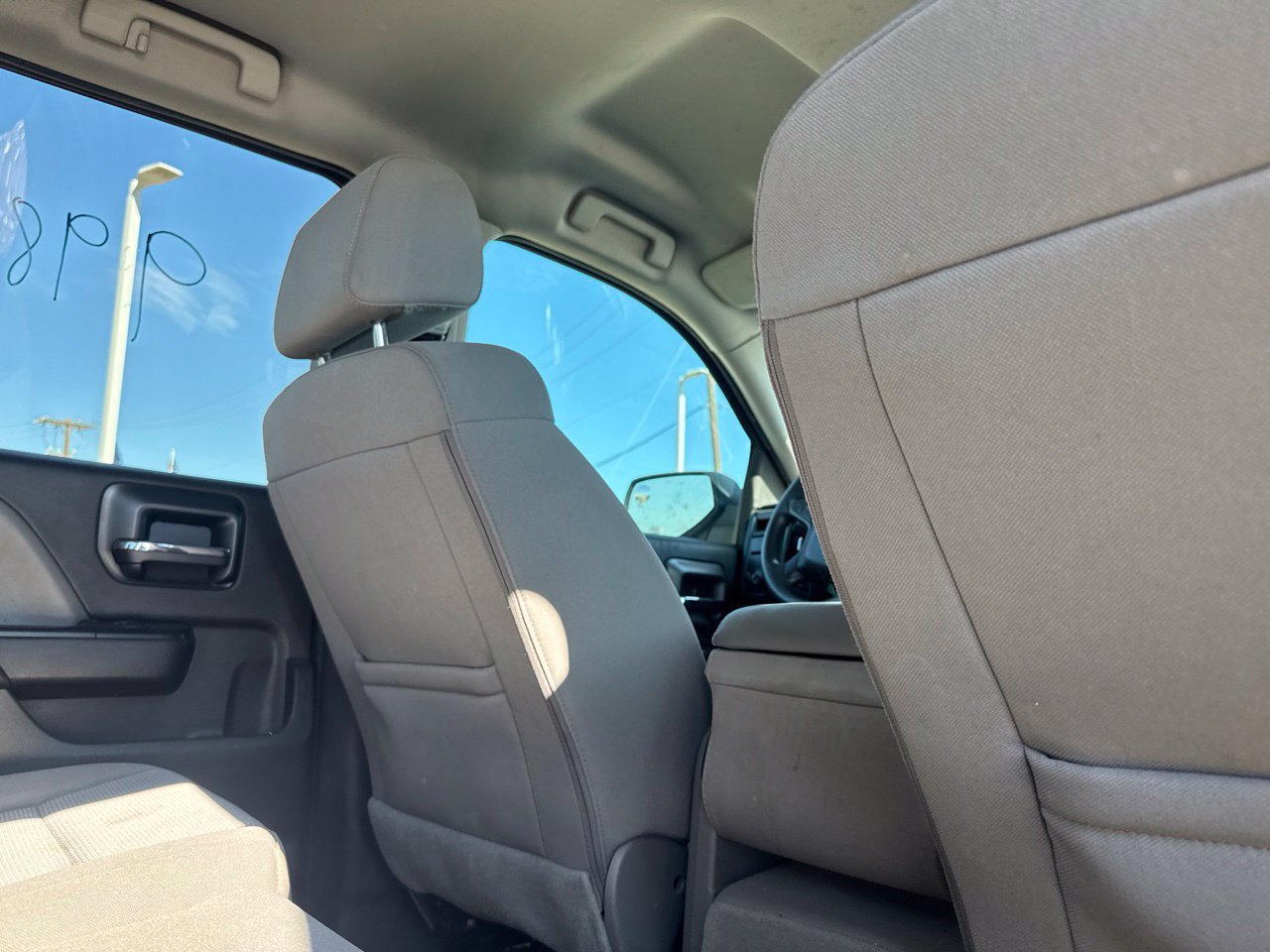 Used 2018 Chevrolet Silverado 1500 Custom w/ Custom Convenience Package RWD image 38