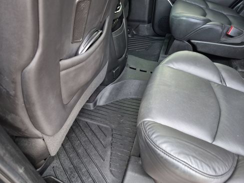 Used 2020 Cadillac Escalade Premium Luxury RWD image 38