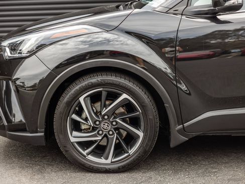 Used 2021 Toyota C-HR Limited FWD image 25