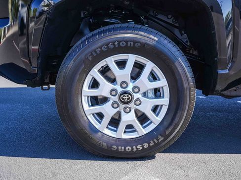 Certified 2026 Toyota Tacoma SR5 AWD/4WD image 13