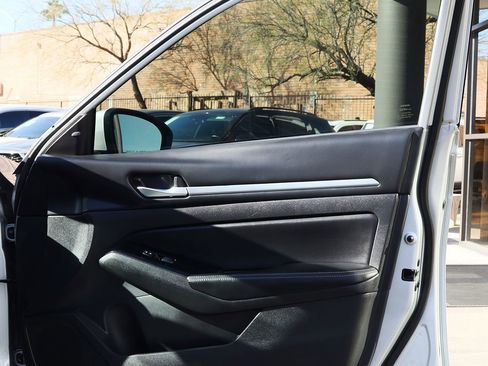 Used 2023 Nissan Altima 2.5 SV image 33