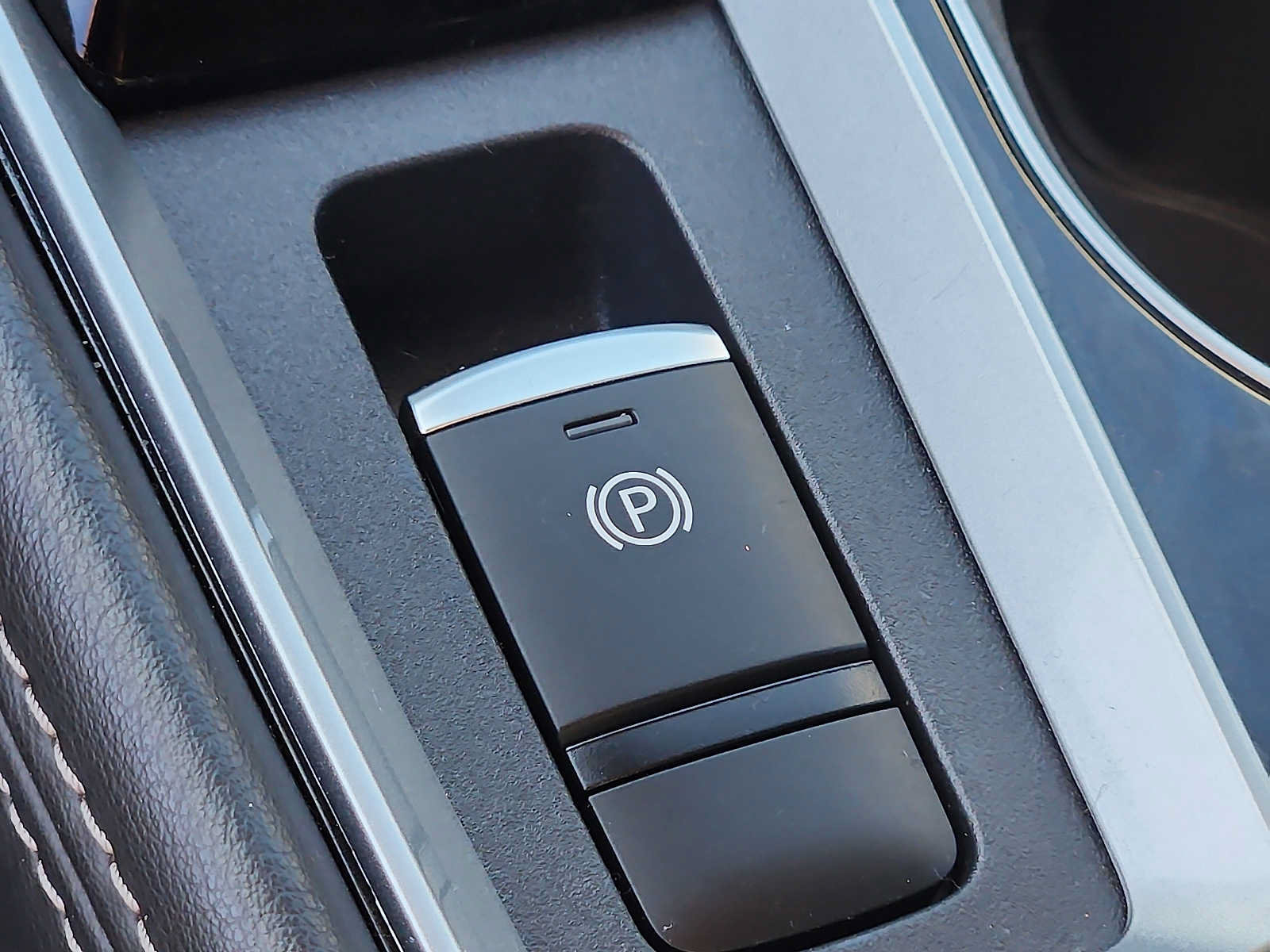 Used 2023 Nissan Altima 2.5 SV AWD/4WD image 24