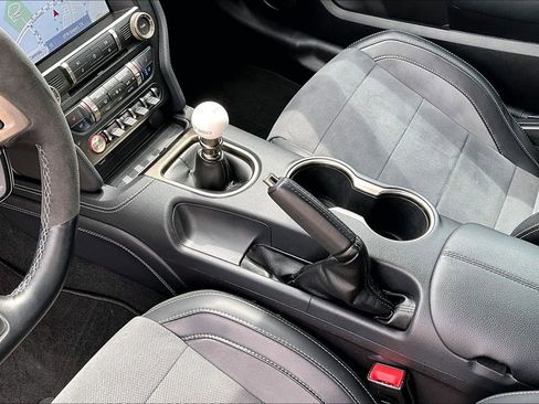 Used 2019 Ford Mustang Shelby GT350 w/ Technology Package RWD image 16