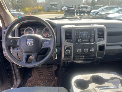 Used 2018 RAM 1500 Express w/ Express Value Package image 7
