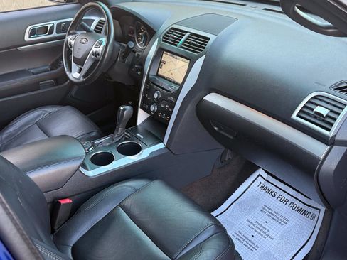Used 2013 Ford Explorer XLT AWD/4WD image 15