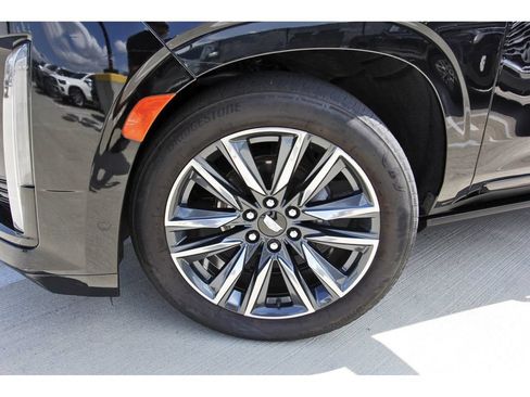 Used 2024 Cadillac Escalade Sport w/ Touring Package AWD/4WD image 29