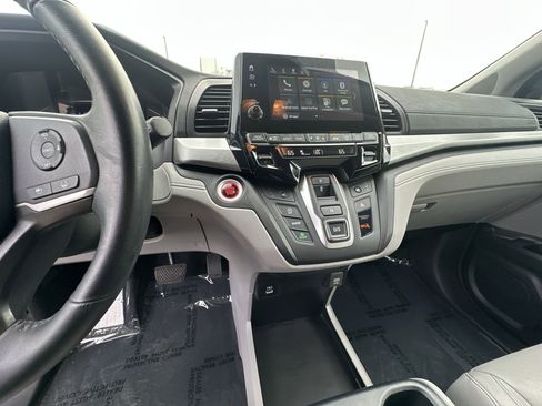Used 2023 Honda Odyssey EX-L image 24