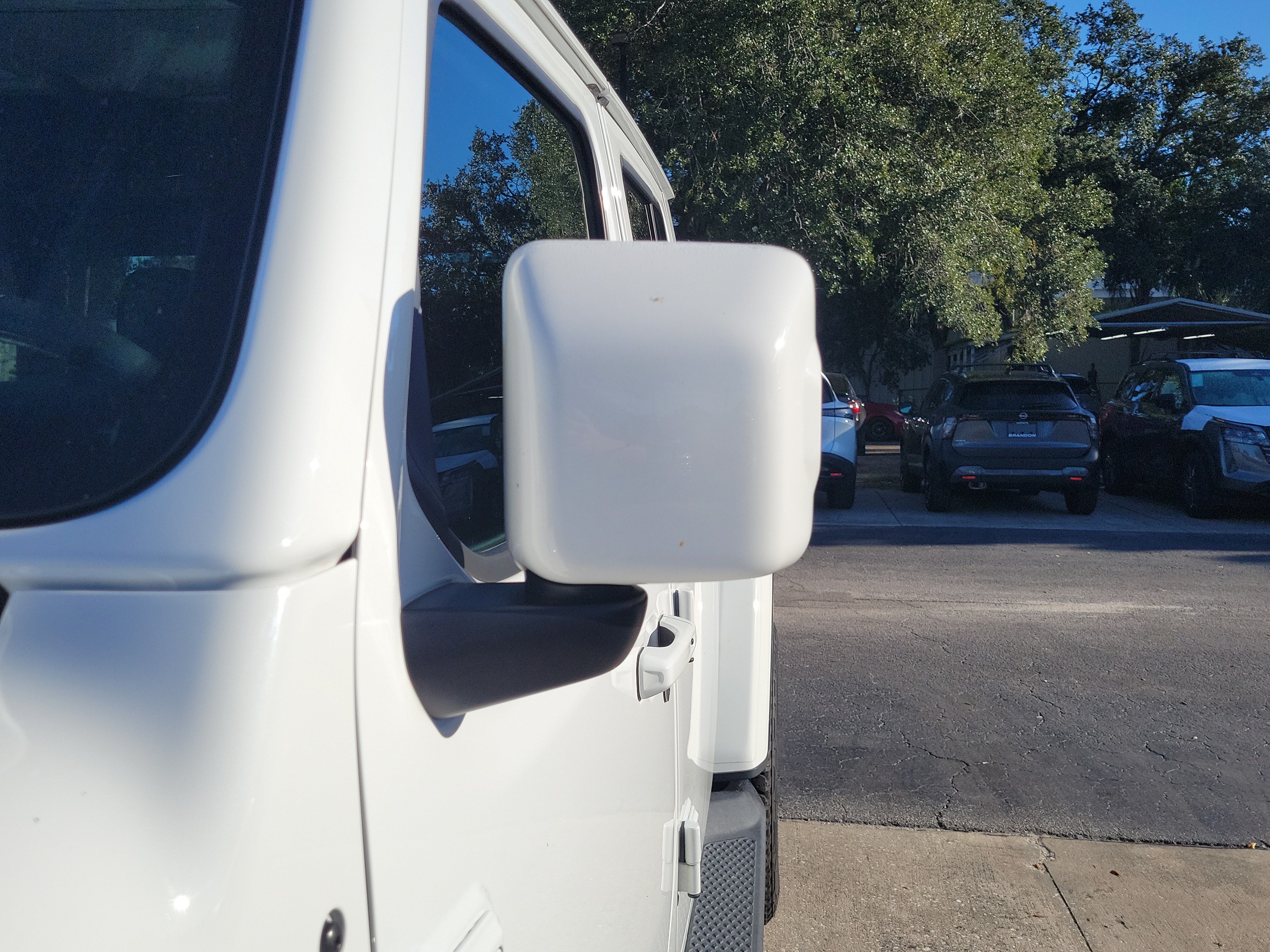 Used 2021 Jeep Gladiator Overland AWD/4WD image 4