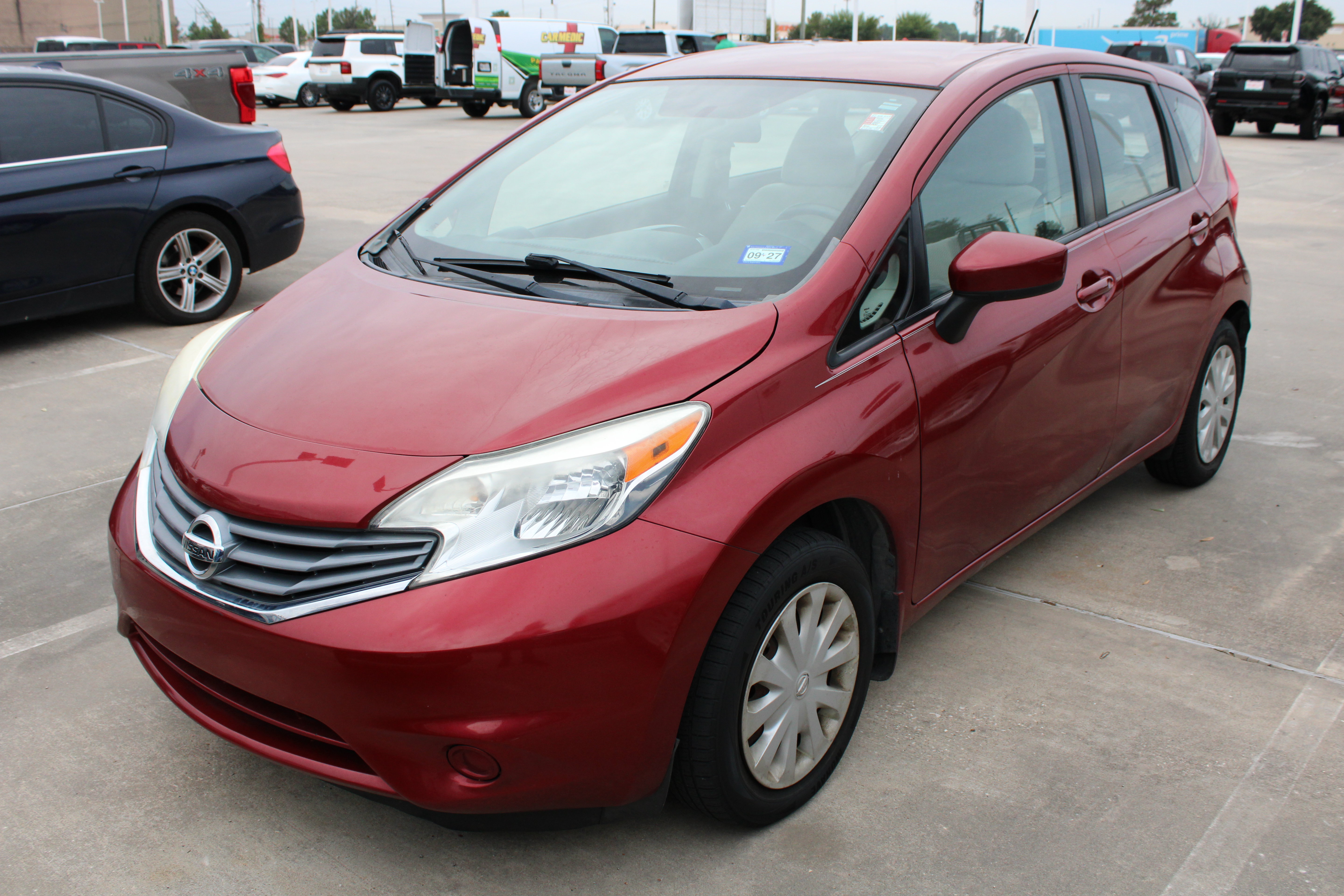 Used 2016 Nissan Versa Note SV FWD image 4