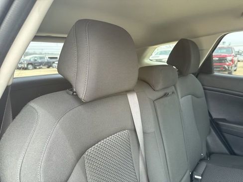 Used 2025 Kia Sportage LX image 44