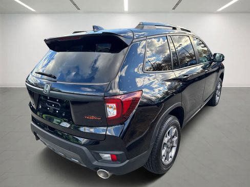 Used 2023 Honda Passport TrailSport image 6