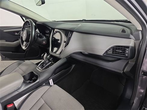Used 2020 Subaru Outback Premium image 17