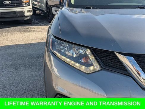 Used 2016 Nissan Rogue SV w/ SV Premium Package FWD image 10