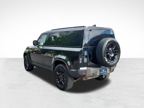 Used 2026 Land Rover Defender 110 S AWD/4WD image 3