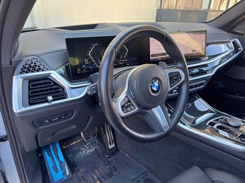 Used 2024 BMW X5 sDrive40i w/ M Sport Package RWD image 14