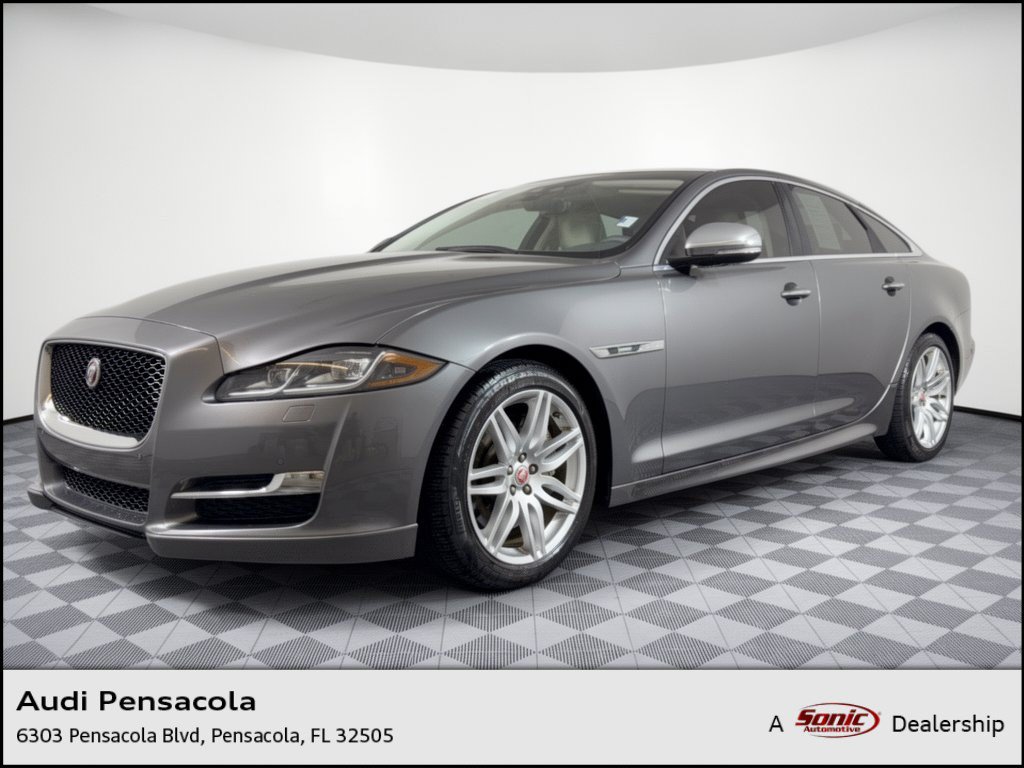 Used 2019 Jaguar XJ R-Sport RWD image 1