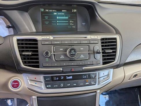 Used 2015 Honda Accord Hybrid Sedan image 13
