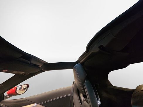 Certified 2021 Chevrolet Corvette Stingray image 23