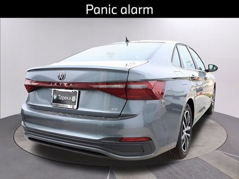 Used 2025 Volkswagen Jetta SE image 9