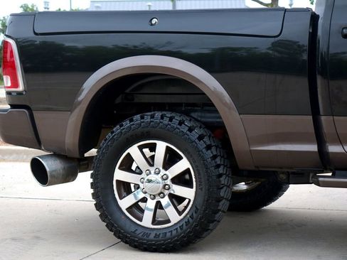 Used 2017 RAM 2500 Longhorn w/ Convenience Group AWD/4WD image 16