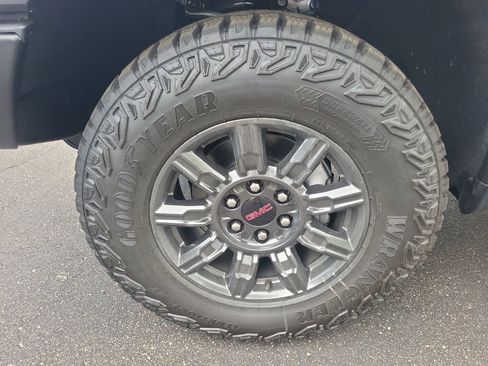 New 2026 GMC Sierra 1500 AT4X image 7