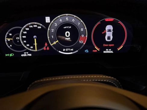 Used 2026 Porsche 911 GT3 RWD image 12