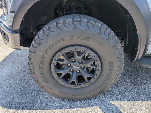 Used 2023 Ford F150 Raptor w/ Equipment Group 802A Raptor R AWD/4WD image 11