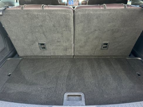 Used 2025 Ford Explorer Platinum w/ LUX Leather Package image 16