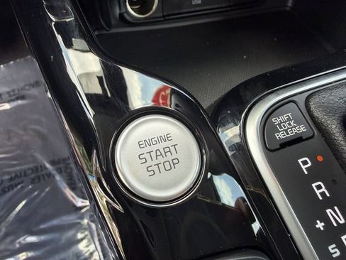 Certified 2025 Kia Soul EX FWD image 29