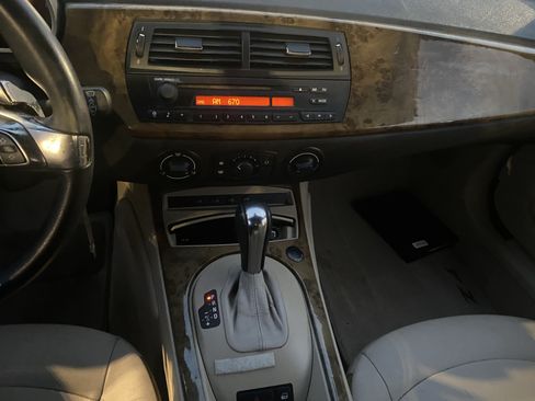 Used 2006 BMW Z4 3.0i RWD image 12