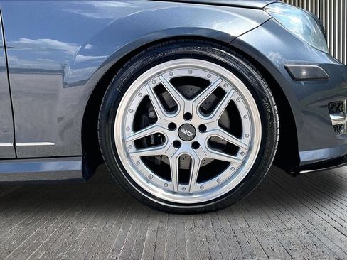 Used 2014 Mercedes-Benz C 300 4MATIC Sedan image 9