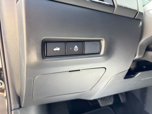 New 2026 Nissan Sentra SV w/ SV Convenience Package FWD image 30
