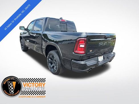 New 2026 RAM 1500 4x4 Crew Cab image 31