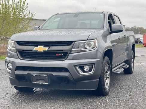 Used 2018 Chevrolet Colorado Z71 AWD/4WD image 2
