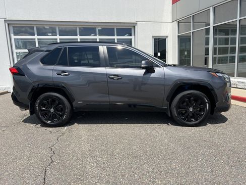 Used 2022 Toyota RAV4 SE AWD/4WD image 13