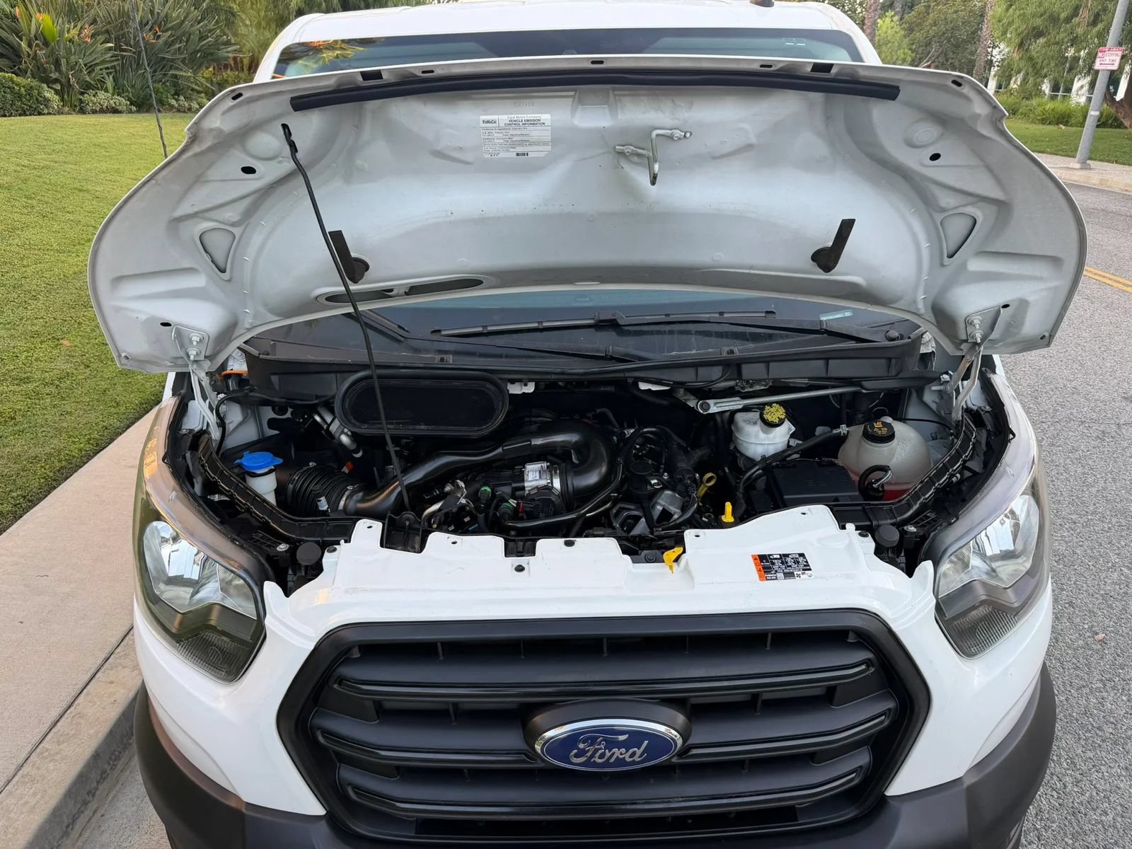 Used 2020 Ford Transit 250 Low Roof RWD image 23