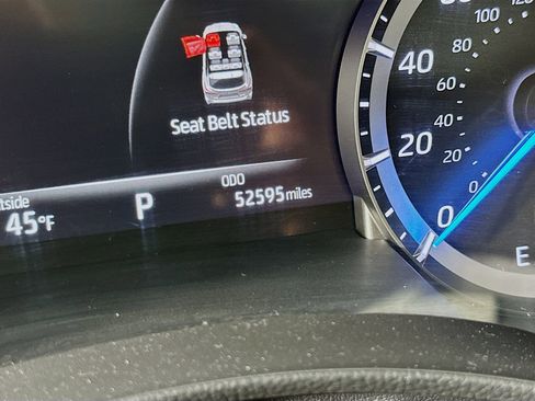 Used 2023 Toyota Highlander Bronze Edition image 12