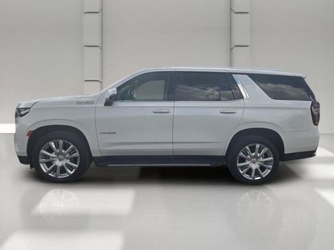 Used 2022 Chevrolet Tahoe High Country RWD image 4