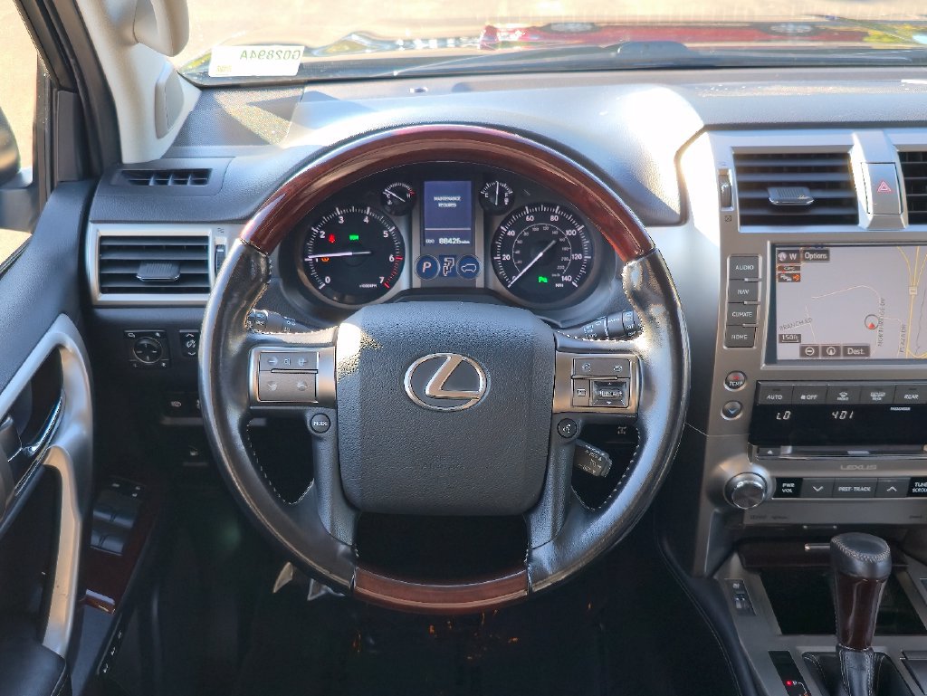 Used 2018 Lexus GX 460 Premium w/ Premium Package AWD/4WD image 13