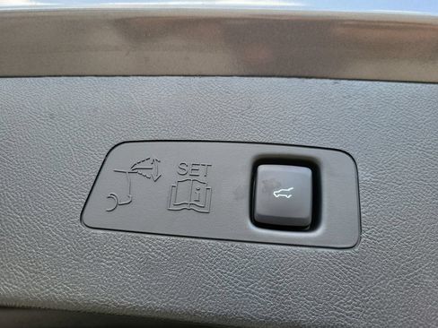Certified 2025 Lincoln Corsair FWD w/ Equipment Group 101A image 7