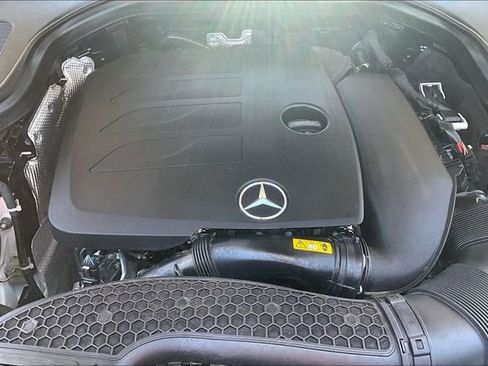 Used 2022 Mercedes-Benz GLC 300 4MATIC image 34
