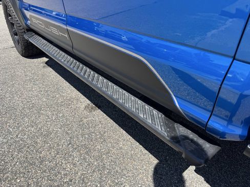 Used 2019 Ford F150 XLT w/ Equipment Group 302A Luxury AWD/4WD image 7