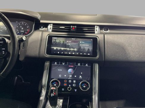 Used 2020 Land Rover Range Rover Sport HSE image 28